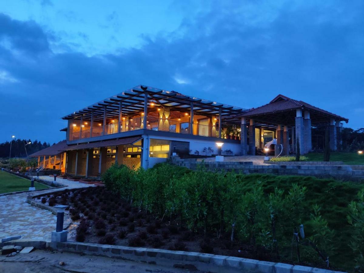 Biranji Aqua Retreat Hotel Chikmagalūr Екстериор снимка